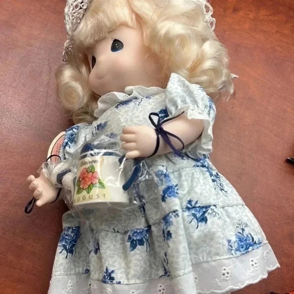Precious moment baby doll - Picture 8 of 16